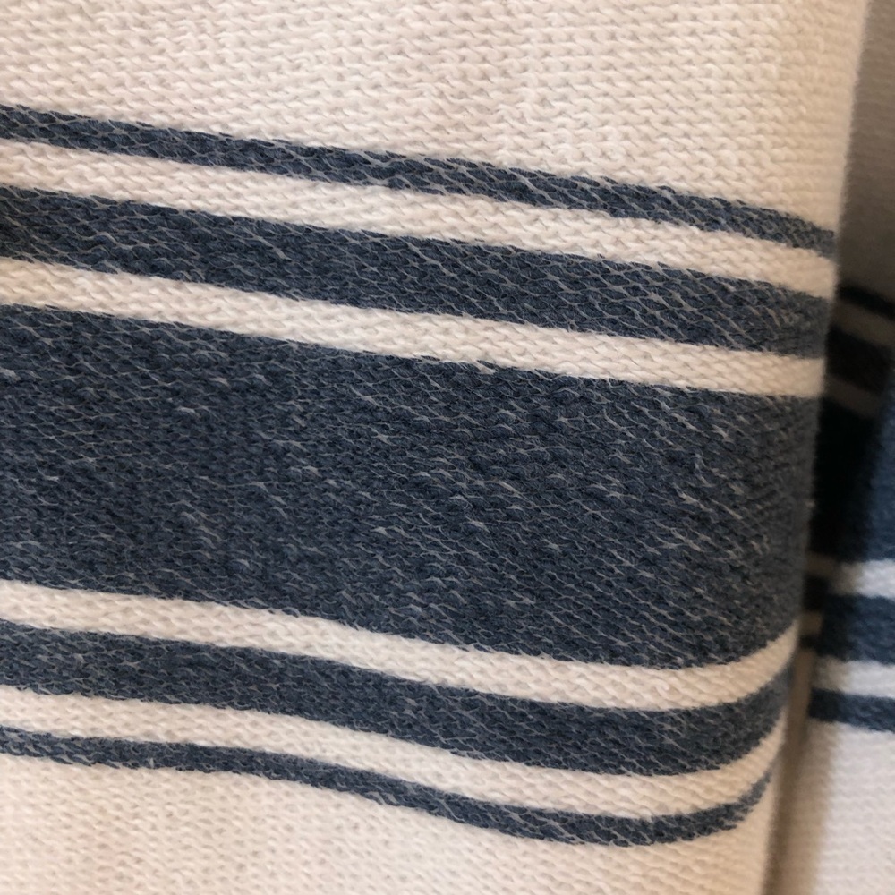 American Eagle Light Weight Cream Hoodie Pullover with Navy Stripe Medium - Picture 2 of 10